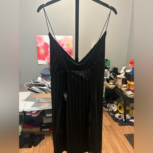 Forever 21 Velvet Metallic Mini Dress - Picture 2 of 6